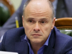 Школы и вузы Украины хотят полностью перевести на дистанционное обучение