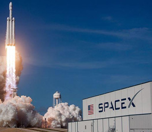 Пошук позаземного життя: NASA і SpaceX уклали контракт на запуск місії до супутника Юпітера