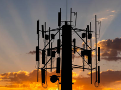 Фахівці запустили 3300 станцій зв'язку по всій країні за вихідні