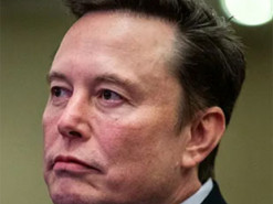 Маск у Давосі попередив про загрози ШІ та окреслив майбутнє людства