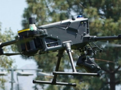 Інцидент у Франції: над великою військовою базою зафіксували невідомі дрони