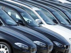 Продажі легкових авто у Росії у жовтні впали на 60%