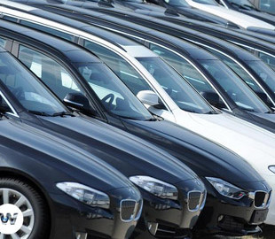 Продажі легкових авто у Росії у жовтні впали на 60%