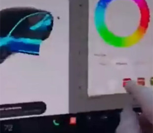 Тесла меняет цвет кузова по нажатию на кнопку