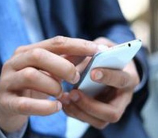 Рынок смартфонов падает пять кварталов подряд