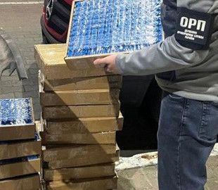 На кордоні вилучили майже 15 тисяч літій-іонних акумуляторів без декларування