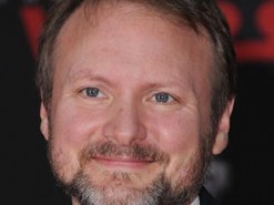 Режиссер «Звездных войн» удалил 22 тысячи комментариев в Twitter