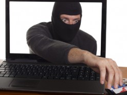 Чоловік віддав 42000 гривень за віртуальний автомобіль