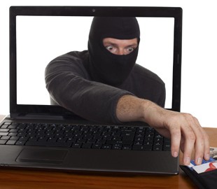 Чоловік віддав 42000 гривень за віртуальний автомобіль