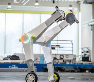 Інженери з Німеччини створили спритного та швидкого робота для складів