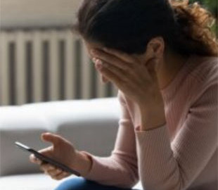 Шахраї знову взялись за пенсіонерів: телеграмом ширяться фейкові новини про скорочення пенсій