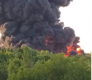 "Фаер-шоу" прошло успешно: в сети показали результат "демилитаризации" вражеских складов в Шахтерске. Фото