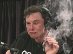 NASA перевірить роботу Boeing і SpaceX через куріння марихуани Ілоном Маском