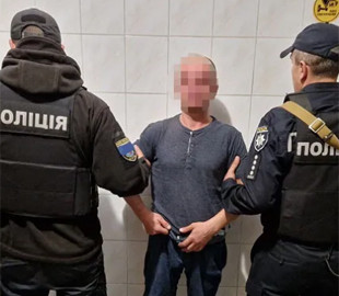 У Києві затримали рецидивіста, який зґвалтував жінку в ліфті