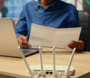 Не поспішайте купувати новий роутер: як покращити домашній Wi-Fi