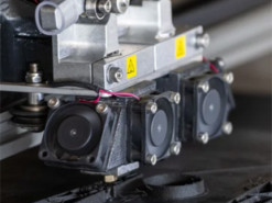 Менше витрат. Вчені вперше успішно надрукували на 3D-принтері один із найтвердіших матеріалів у світі