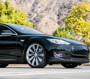 Tesla Model S з пробігом 365 000 км: власник розповів про витрати за 4 роки експлуатації