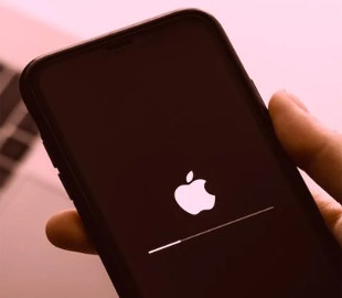 Apple повідомила про атаки хакерів на iPhone у 100 країнах: хто в небезпеці