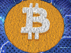 Доходы Bitcoin-майнеров выросли почти в два раза