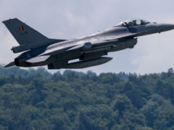 Головна перевага F-16 — у його універсальності: про деталі розповів льотчик-випробувач
