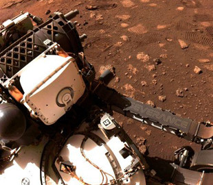 Марсоход Perseverance ищет место для временной парковки: NASA объяснили причину
