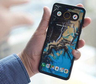 Самые необычные смартфоны 2019 года (Фото)