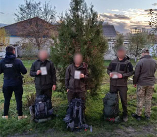Телеграм не допоміг: на Буковині затримали чоловіків, які втікали до Молдови