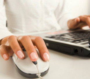 В "ДНР" жінку позбавили волі через критику "республіки" у соцмережі