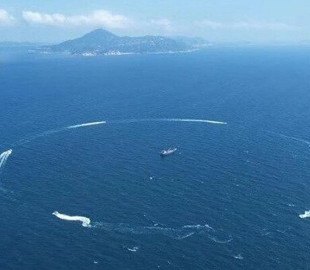 Китай випробовує рої морських дронів