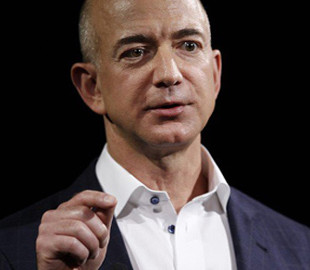 Найбагатша людина в світі за добу втратила 7 мільярдів доларів