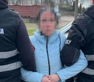 В Україні затримали агентку РФ, яка встановлювала "відеопастки" для ударів по ешелонах ЗСУ