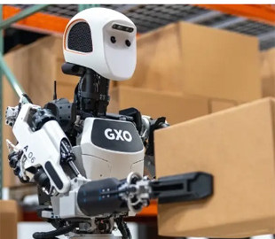 Найбільша у світі логістична компанія почала використовувати роботів