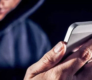 На Хмельниччині судитимуть чоловіка, який вкрав гроші з картки військового