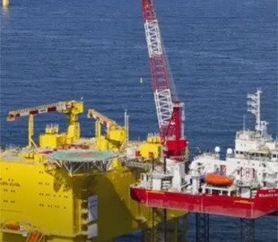 Найбільша у світі морська вітряна станція виробила першу енергію