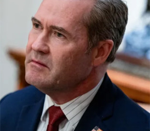 Хакер викрав дані із застосунку-дубліката Signal, яким користувався Волц — медіа