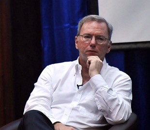 Эрик Шмидт: «Интернет превратился в площадку для безумцев»