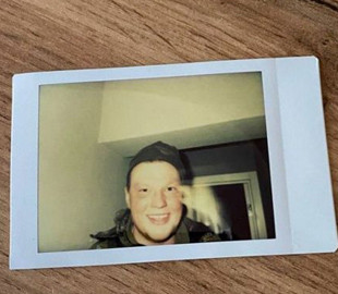 Российские СМИ идентифицировали мародера с Polaroid в Ирпене