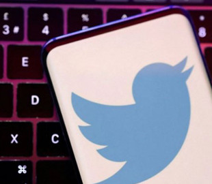 Ілон Маск заявив про "ймовірне" відновлення продажів синіх галочок Twitter