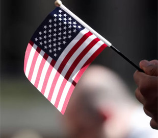 H-1B під ударом: Трамп виставив рахунок у $100 тисяч на рік за кожного іноземного айтівця