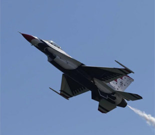 У США вирішили відновити списані літаки F-14 Tomcat з пустелі Арізони