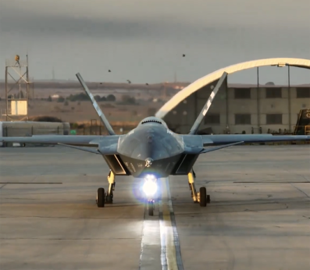 Турецький безпілотний винищувач здійснив перший політ