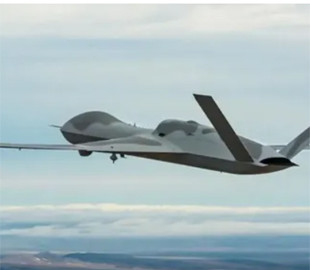 У США автономний дрон MQ-20 зміг збити літак ракетою під час тестувань