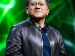Глава американської компанії NVIDIA Дженсен Хуанг закликав перестати вчити мови програмування