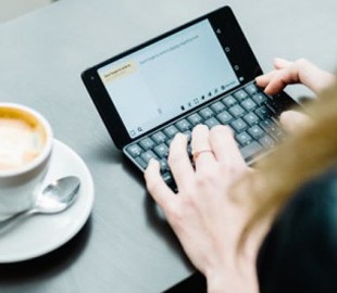 Cosmo Communicator поборется со смартфонами за мобильный рынок