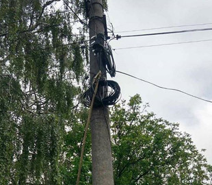Через вчинки вандалів люди на Тернопільщині змушені сидіти без інтернету
