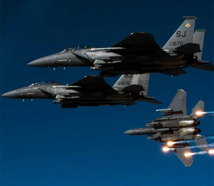 Найдорожчий "дружній вогонь" в історії: як пілот збив три американські F-15 над Кувейтом