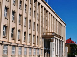 Вікіпедія вже "призначила" голову Закарпатської ОДА