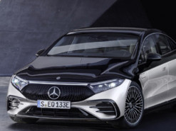Побити Tesla її ж зброєю: Mercedes першим у Європі починає продаж машин з автопілотом