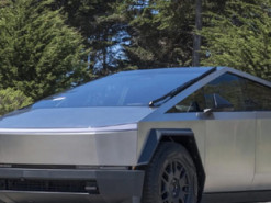 Tesla запустила продаж Cybertruck в Канаді, одночасно підвищивши ціни в США