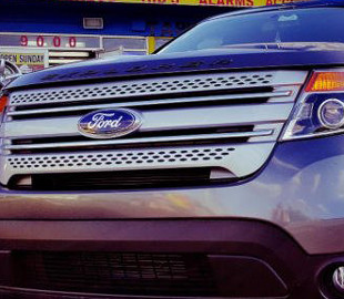 General Motors подала в суд на Ford за брендинг технологии автопилота